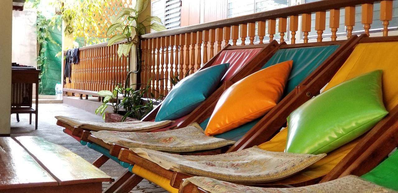 Siriwan Guesthouse Chiang Mai Esterno foto